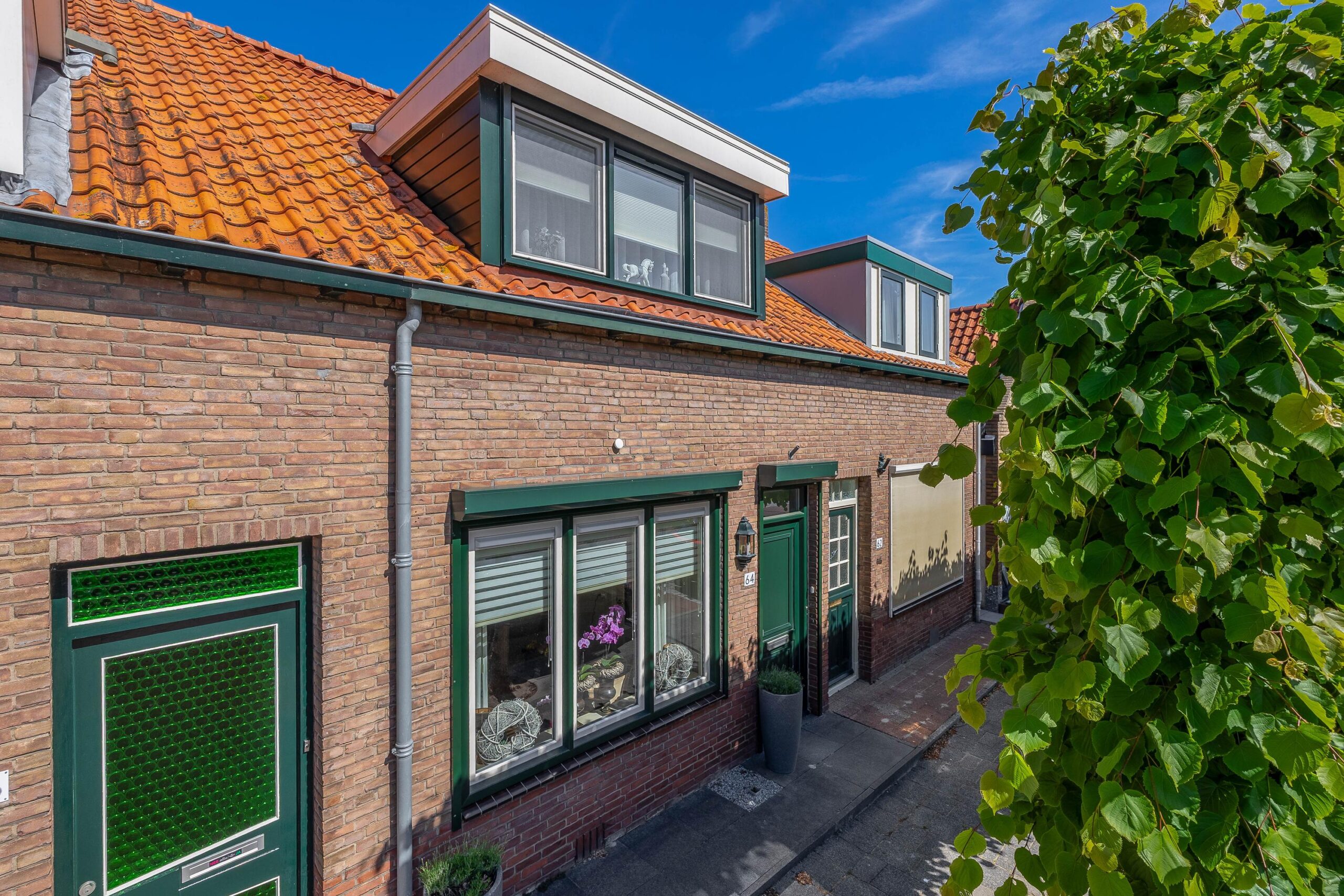Stellendam – Voorstraat 64